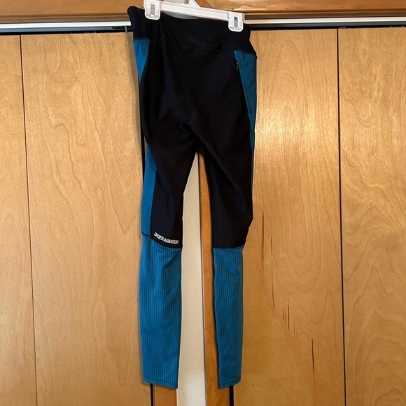 Under Armour leggings. Women. - Picture 2 of 7